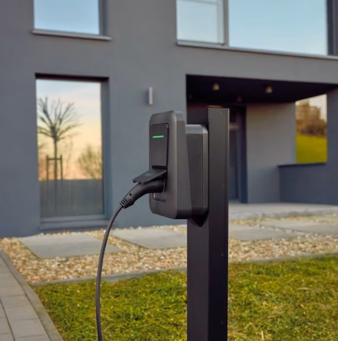 installation borne recharge une borne Hager installée par Pro Borne à domicile